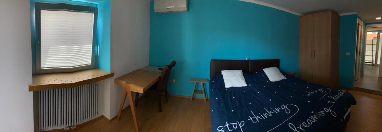 Mr And Mrs Bright 5 Appartement Ljubljana Buitenkant foto